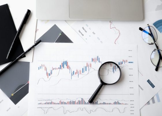 Illustration of hidden and visible risks in small business